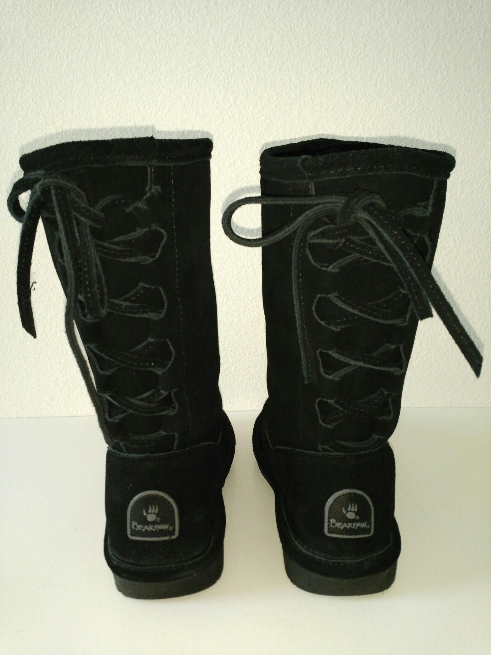 New Bearpaw Black Suede Lambs Wool Boots Booties Size 6