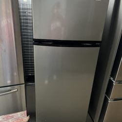 WHIRLPOOL GRAY TOP FREEZER 18 CF REFRIGERATOR 