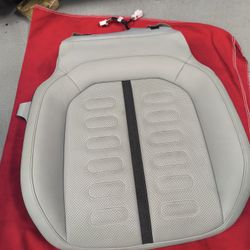 Rivian 2022 Front right 