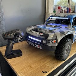 1/6 Super Baja Rey King Shocks 8S 4X4 RTR Brushless Desert Truck, Blue