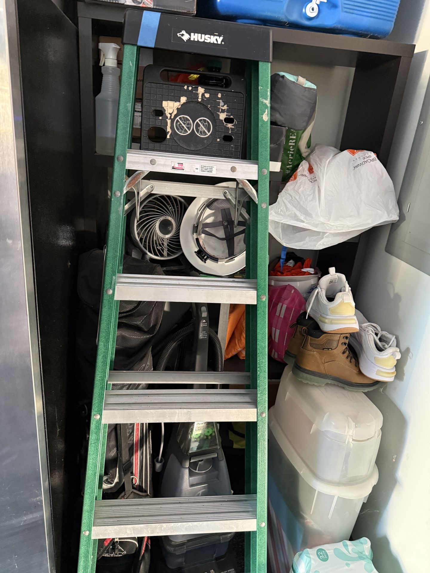 Husky Fiberglass Ladder 6ft