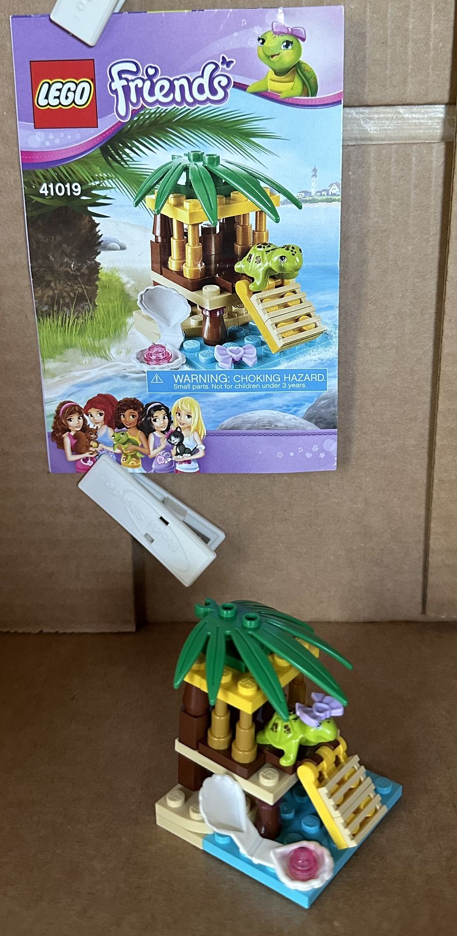 LEGO Friends Turtle’s Little Oasis (41019)