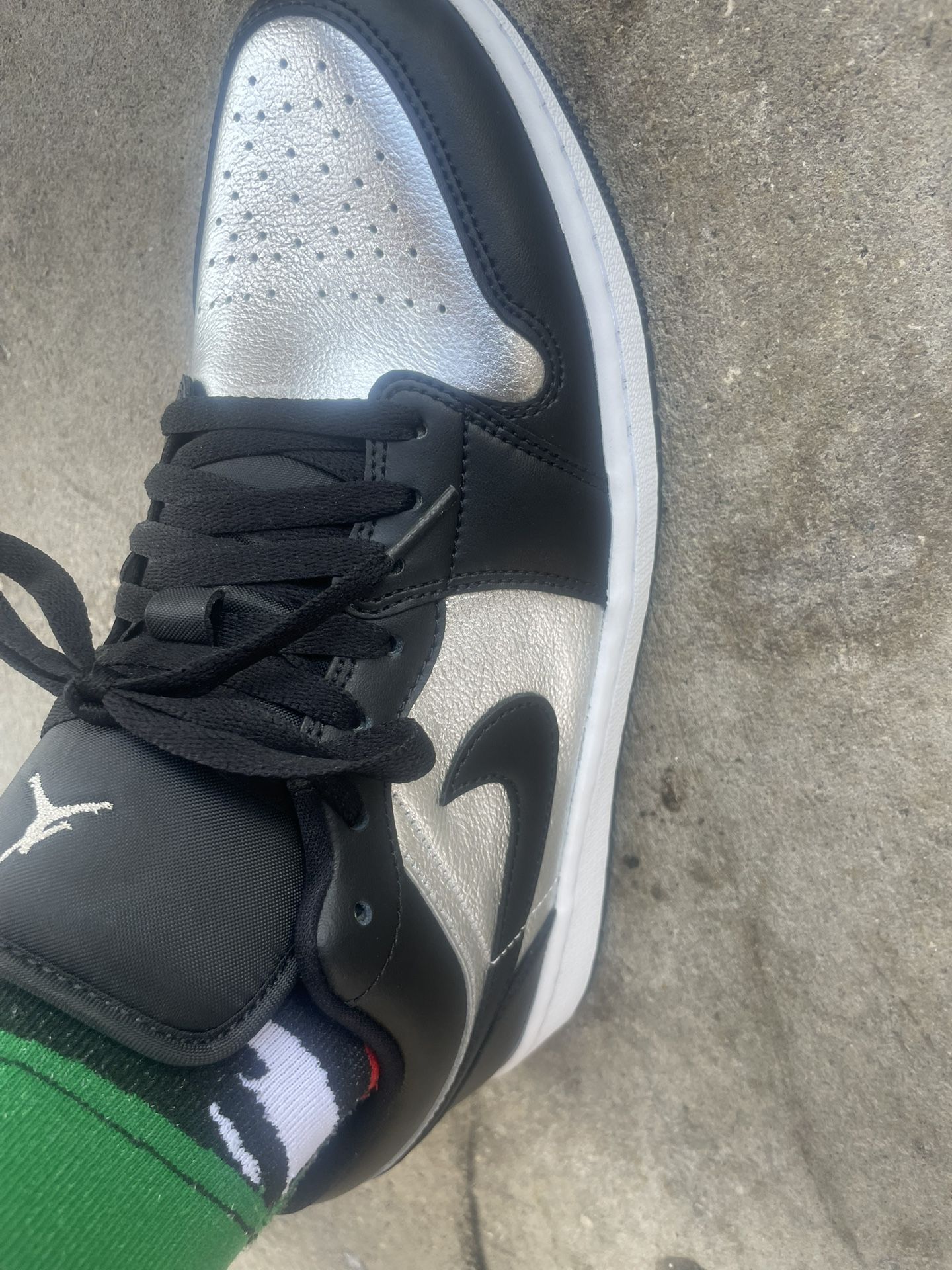 Jordan One Low Silver Toe