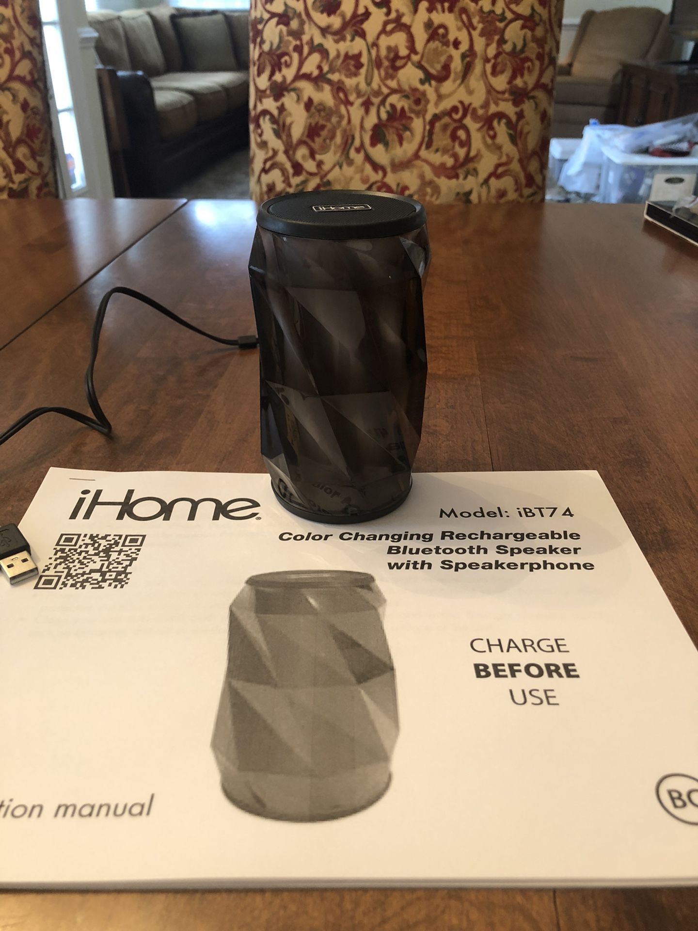 Bluetooth Color Changing Speaker IHome