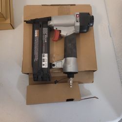 Porter Cable 18 GA Nails Gun