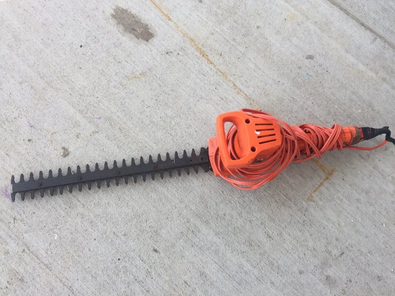 Hodge Trimmer