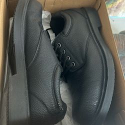 Men’s Shoes Size 9