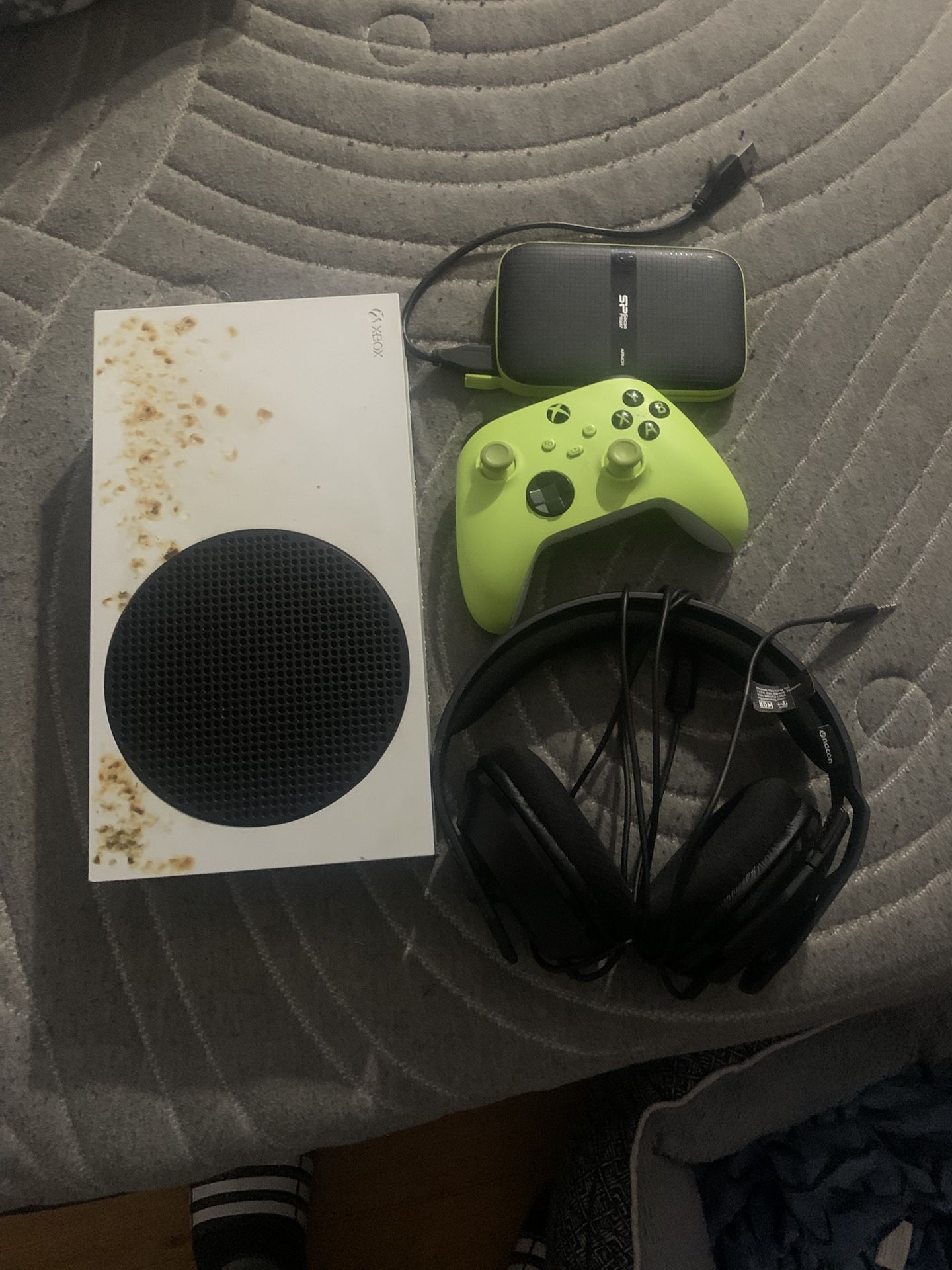 Xbox Series S Bundle