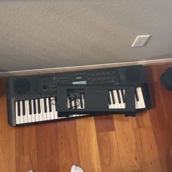 Yamaha Keyboard