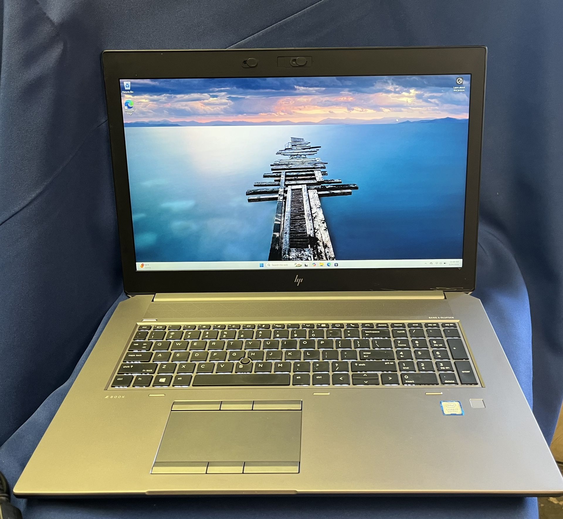 HP ZBook 17” G5 Core i7-8750H - 32 Gb Ram - 512gb Nvme - Quadro P2000 4gb - Windows 11