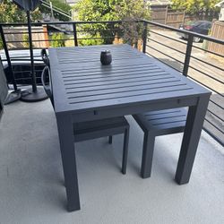 Pottery barn Indio Outdoor Furniture Set