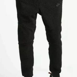Nike Sportswear Mens Sz smallTech Fleece Icon Sherpa Black Joggers Pant AQ2769-010