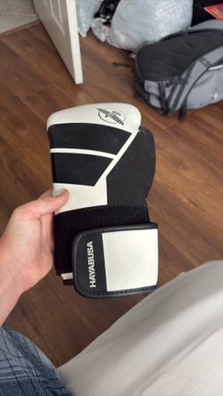 HAYABUSA boxing gloves brand new