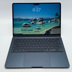 2025 Apple MacBook Air 13.6" M4 8C GPU 4.5GHz 16GB RAM 256GB SSD A3240