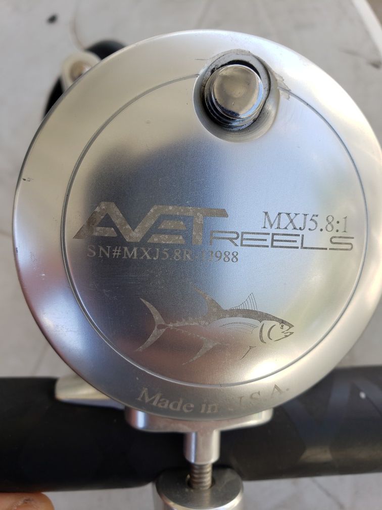 Avet reel and okuma rod