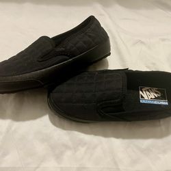 Vans Slip-er Slippers Men’s Sz 4, Women’s 5.5