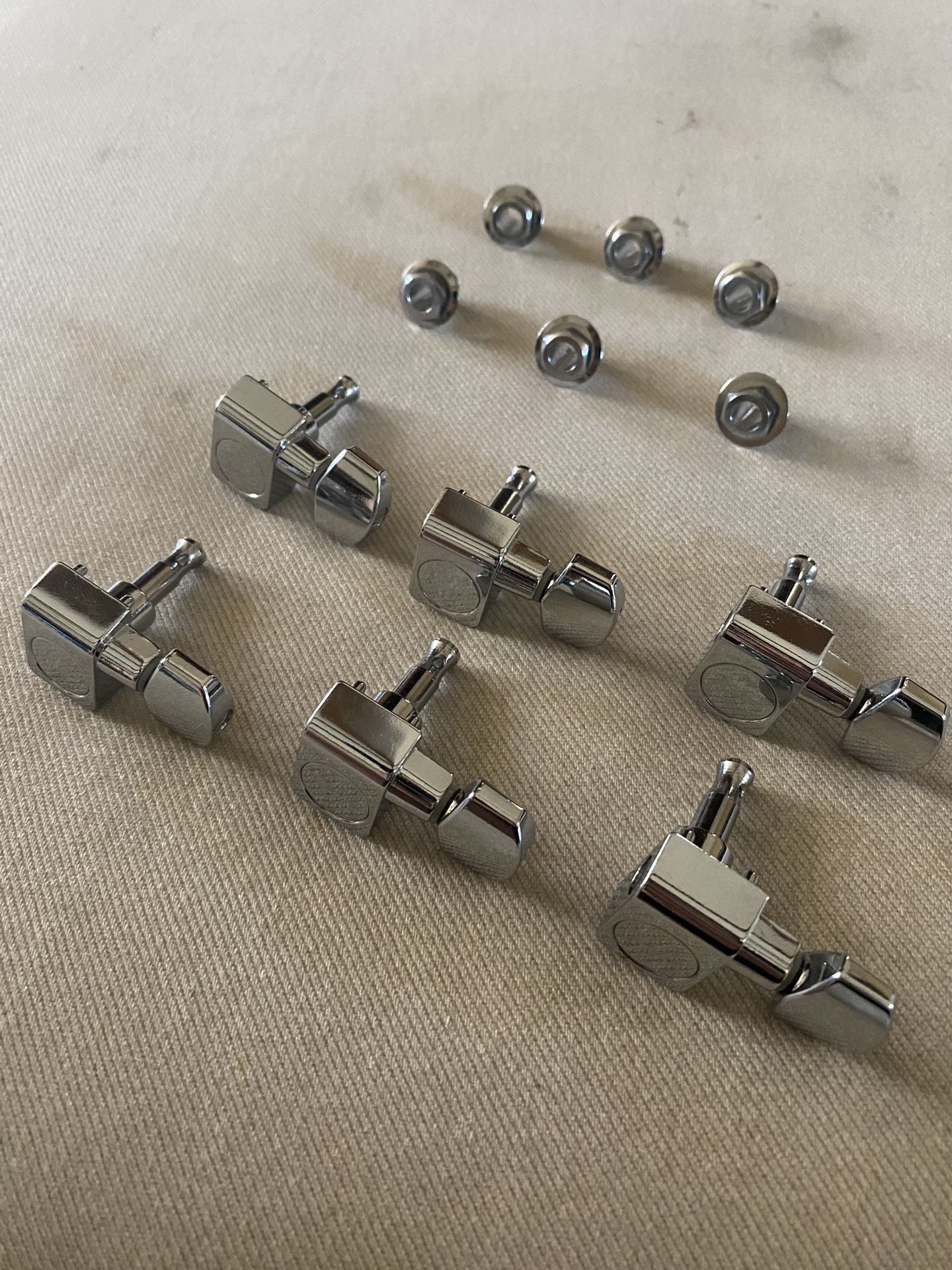Fender Standard Cast/Sealed Tuning Machines
