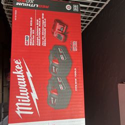 Milwaukee M18 18-Volt Lithium-Ion Starter Kit with Two  5.0 Ah and Charger