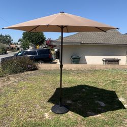 Umbrellas 9 Ft