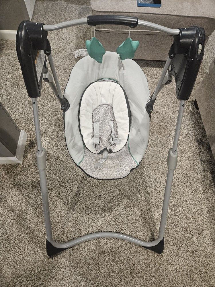 Graco Adjustable Swing