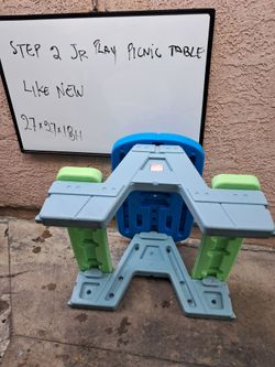 Step 2 Jr Play Picnic Table