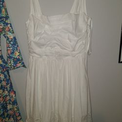 Julian Taylor New York Size 12 White Dress 
