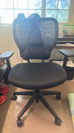 Ergonomic office chair