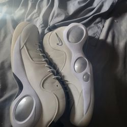 Nike Flights Size 13. Brand New