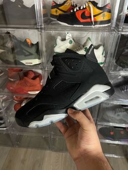 NEW Sz 9.5 Chrome 6s