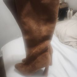 Tan Knee High Boots Size 9