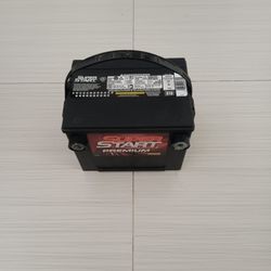 Battery with front connections . Batería con conexiones delanteras.