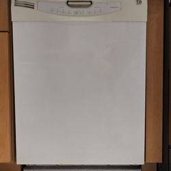 GE White Dishwasher