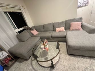 U sectional Sofa