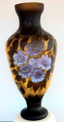 Galle vase glass antique biutifor