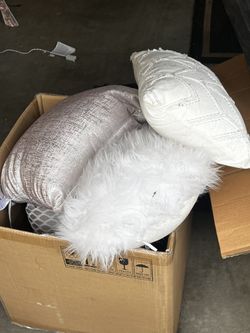 Throw Pillows