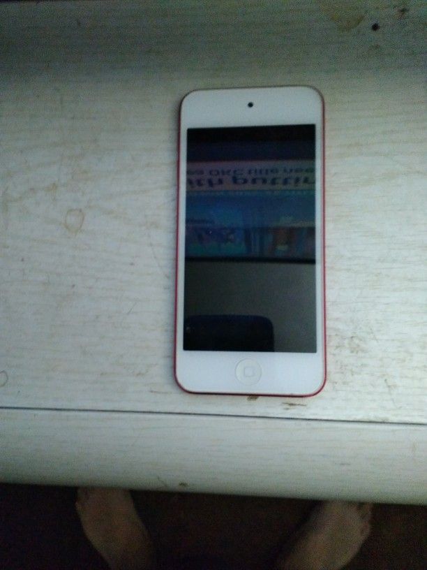 Red Ipod Touch 5th Good Shape 25 GB