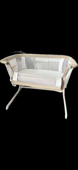 Bedside bassinet -Baby Delight