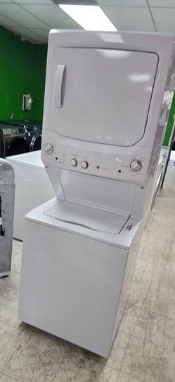 Washer and dryer stacables electric