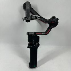 DJI RS 3 Pro Combo Gimbal Stabilizer with Hard Case Kit