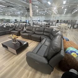 Wylder Leather Power Reclining Sectional with Power Headrests