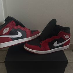 Jordan 1s Mid