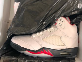 Jordan 5 Fire Red Silver Tongue 2020 Size 9.5 DS