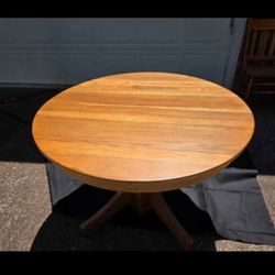 Vintage Wood Table With 4 Chairs