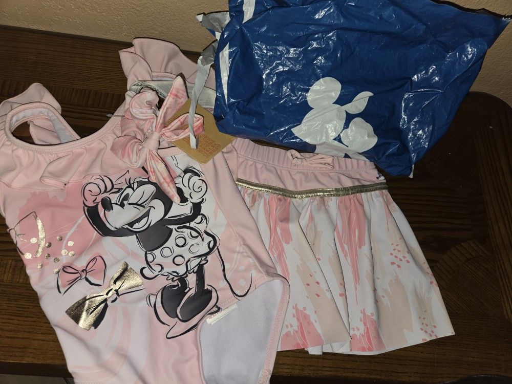 MINNIE MOUSE SWIMSUIT
