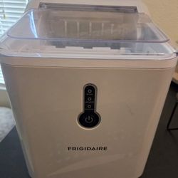 Ice Maker 