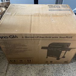 Dyna-Glo 4-Burner Propane Gas Grill in Matte Black 