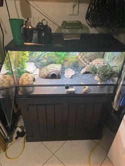 Selling Encloser