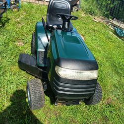 Craftsman Riding Mower 