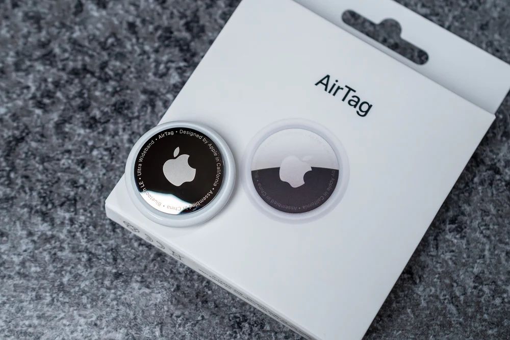 NEW SEALED APPLE AIR TAG