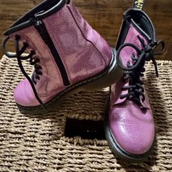 Dr. Martens 1460 8-Eye Glitter Boot